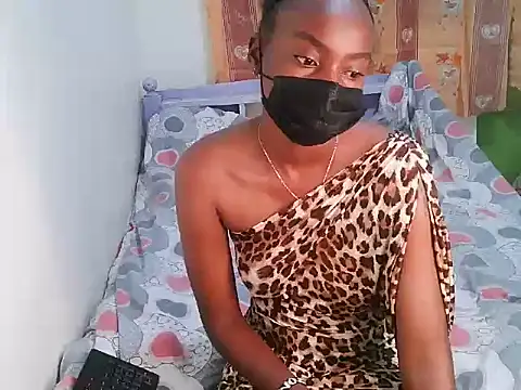 Prettyvickie002 online show from July 27, 4:37 pm