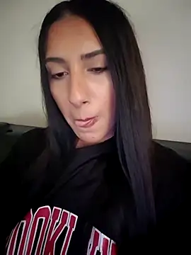 Andreea C online show from July 28, 3:32 pm