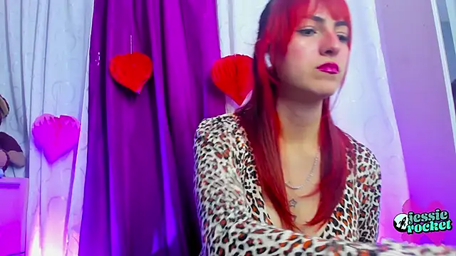 jessierocketx online show from March 10, 2:48 am