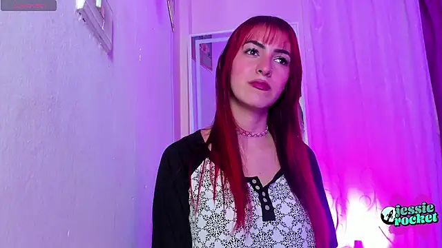 jessierocketx online show from November 12, 10:19 pm