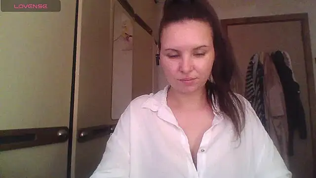 Alisa Milt online show from July 25, 3:52 pm