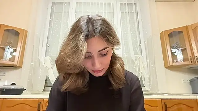 PazMattiace online show from July 28, 8:52 pm