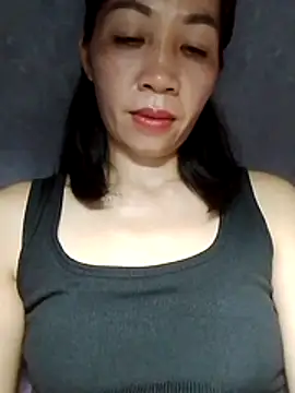 -Nene  online show from July 28, 2:13 pm