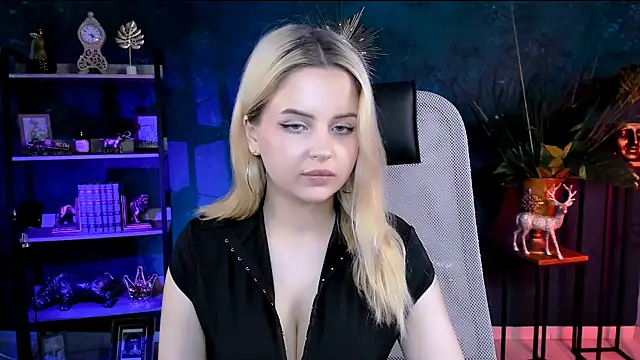 AliceSilvia  online show from July 28, 11:17 am