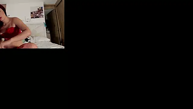 AliceSinclair999 online show from August 5, 11:55 pm