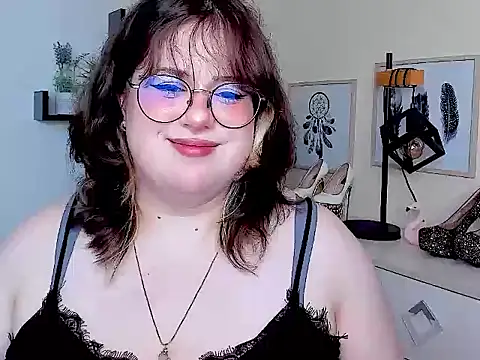 OpheliaLush online show from August 3, 7:56 am