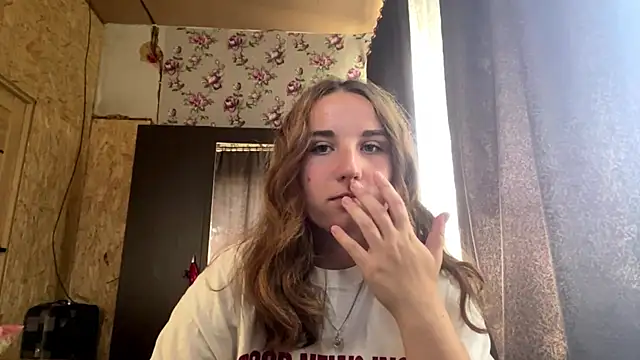 JacquilineSonka online show from July 31, 9:21 am