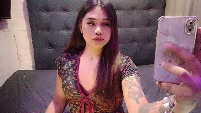 FoxxyJesa online show from June 13, 4:26 pm