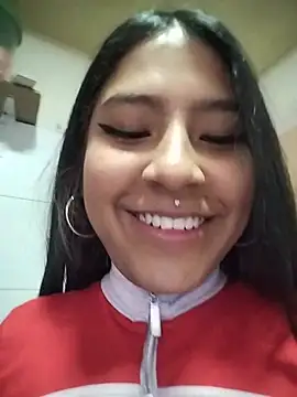 SEXYSQUIIRT online show from July 31, 2:40 pm