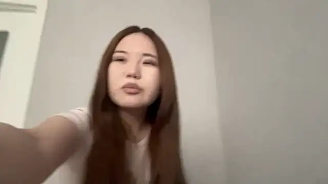 PaulinaBunyea online show from August 4, 9:48 am