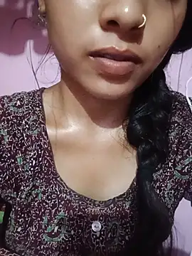 Miss-nitu online show from August 5, 5:19 pm
