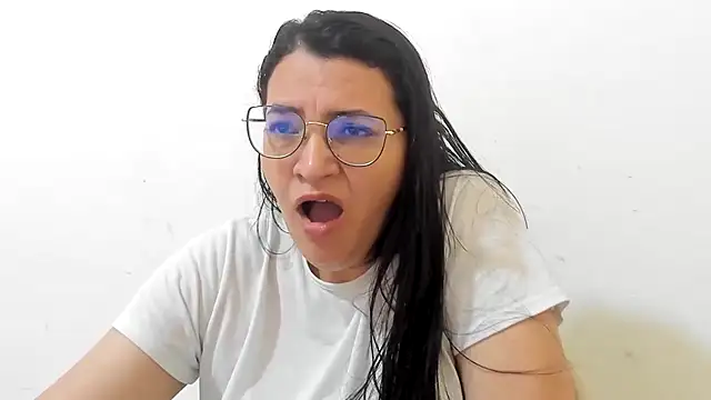 MARILYN GARCIA online show from November 24, 3:36 pm