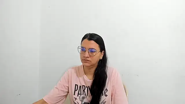 MARILYN GARCIA online show from September 19, 12:59 pm