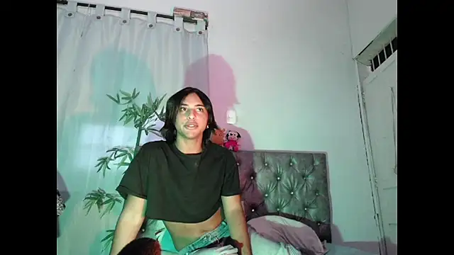 violetstart online show from August 7, 6:26 pm
