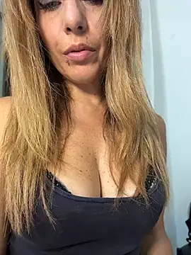 sexylenia online show from July 28, 9:36 pm