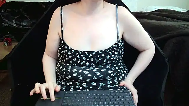 JessaBella online show from April 13, 3:02 pm