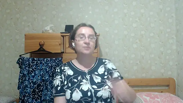 Smart Rose online show from July 15, 6:45 pm