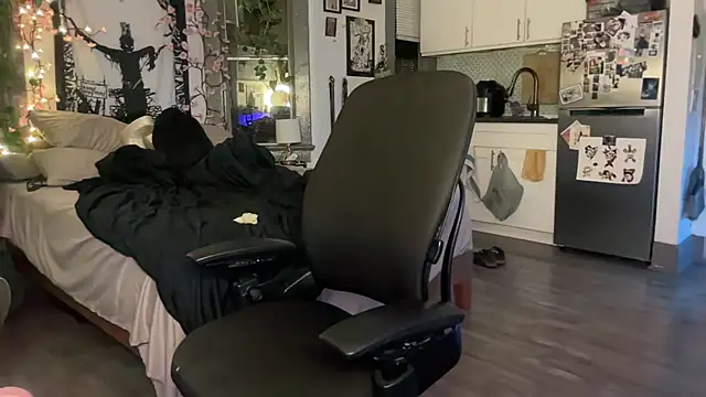 Sad1st1kSadie online show from December 19, 2:27 am