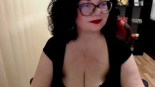 MissTroublle online show from February 13, 11:56 am