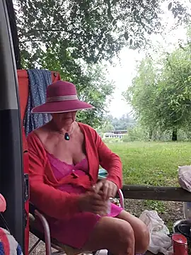 MucMilf59 online show from May 30, 7:39 am