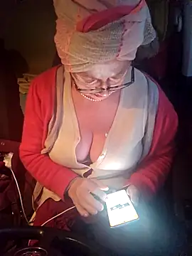 MucMilf59 online show from November 20, 3:46 pm