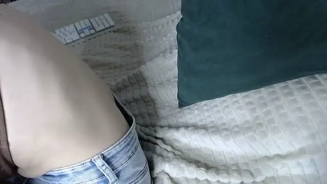 Kiradoll27 online show from December 2, 10:39 am