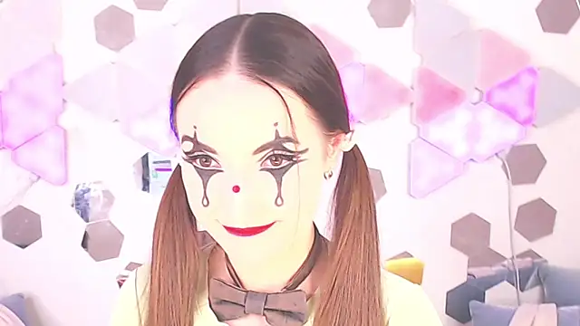 LexiKiss online show from November 15, 5:36 pm