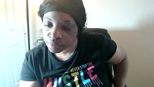 Sexymona1218 online show from April 18, 12:29 pm