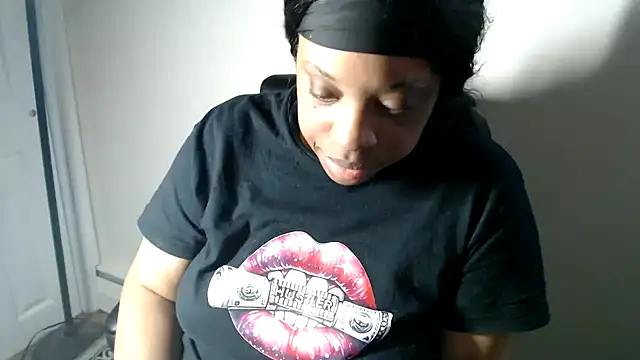 Sexymona1218 online show from February 28, 10:31 pm