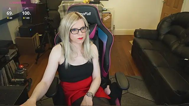 Snapshot of KelseyCobalt chatting on September 12, 8:05 pm KelseyCobalt online show from September 12, 8:05 pm