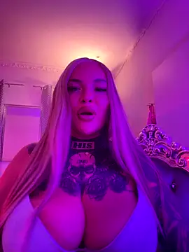  MelinaCurves  online show from October 1, 8:47 pm