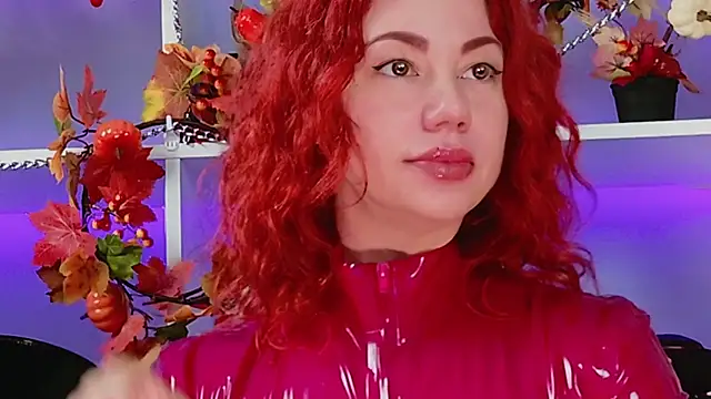 Snapshot of Ella__Kross chatting on September 20, 7:28 am Ella Kross online show from September 20, 7:28 am