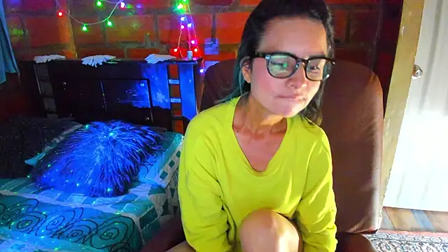 BrianaGarner online show from March 23, 9:48 am