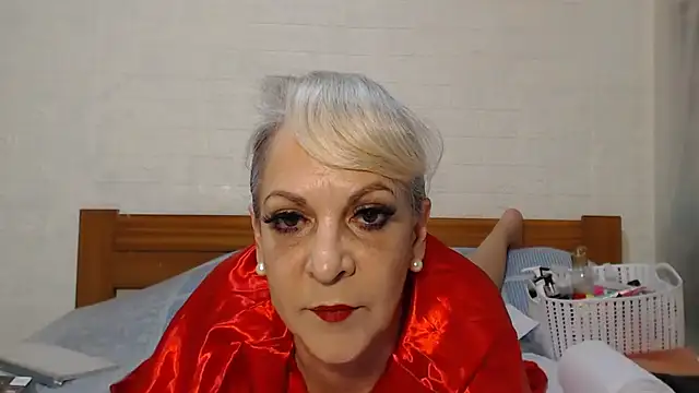 Snapshot of awild_kitten chatting on September 14, 9:18 am awild kitten online show from September 14, 9:18 am