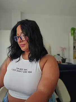 DannaaMeliza online show from June 20, 10:52 am