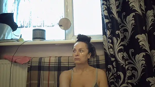 LindaStarS online show from February 3, 5:16 am