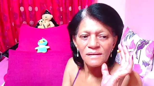 SLUTTYROXY online show from October 8, 5:50 pm