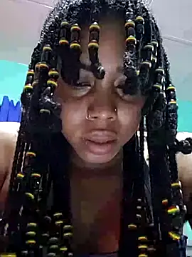 Snapshot of HONEYSWEETS_LIVE chatting on October 18, 9:38 pm HONEYSWEETS LIVE online show from October 18, 9:38 pm