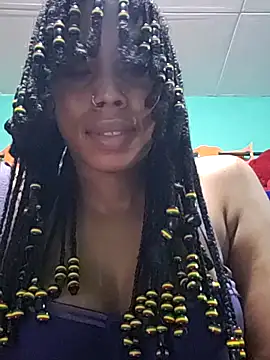 Snapshot of HONEYSWEETS_LIVE chatting on October 17, 3:54 am HONEYSWEETS LIVE online show from October 17, 3:54 am