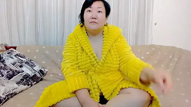 pussygold88 online show from November 14, 1:33 pm