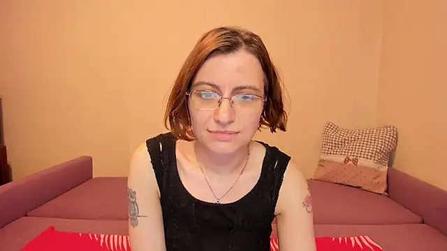Snapshot of MarilynDream chatting on September 11, 10:10 pm MarilynDream online show from September 11, 10:10 pm