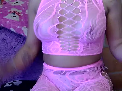 pamelasophia19 online show from July 16, 10:14 pm