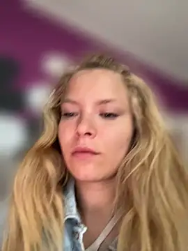 AnastasiaAniess online show from April 9, 8:31 am