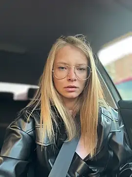 AnastasiaAniess online show from November 5, 6:51 am