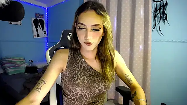 charlottesexxx online show from February 18, 7:13 pm