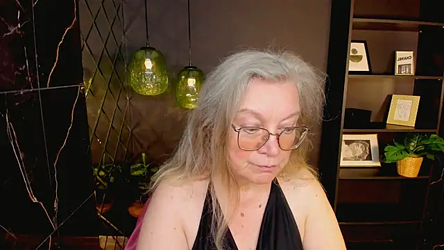 NataliMellow online show from July 11, 3:45 pm