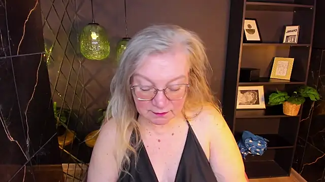 NataliMellow online show from April 25, 1:41 pm