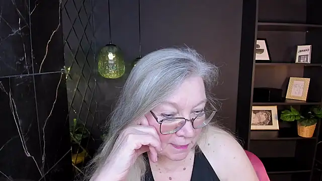 NataliMellow online show from February 28, 1:32 pm