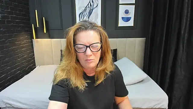 LeaPure online show from June 7, 5:14 am