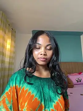 naya86 online show from June 27, 2:01 pm